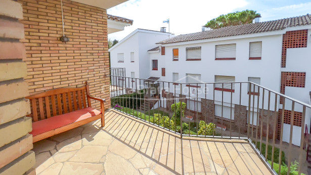 Apartment with terrace in Calella de Palafrugell