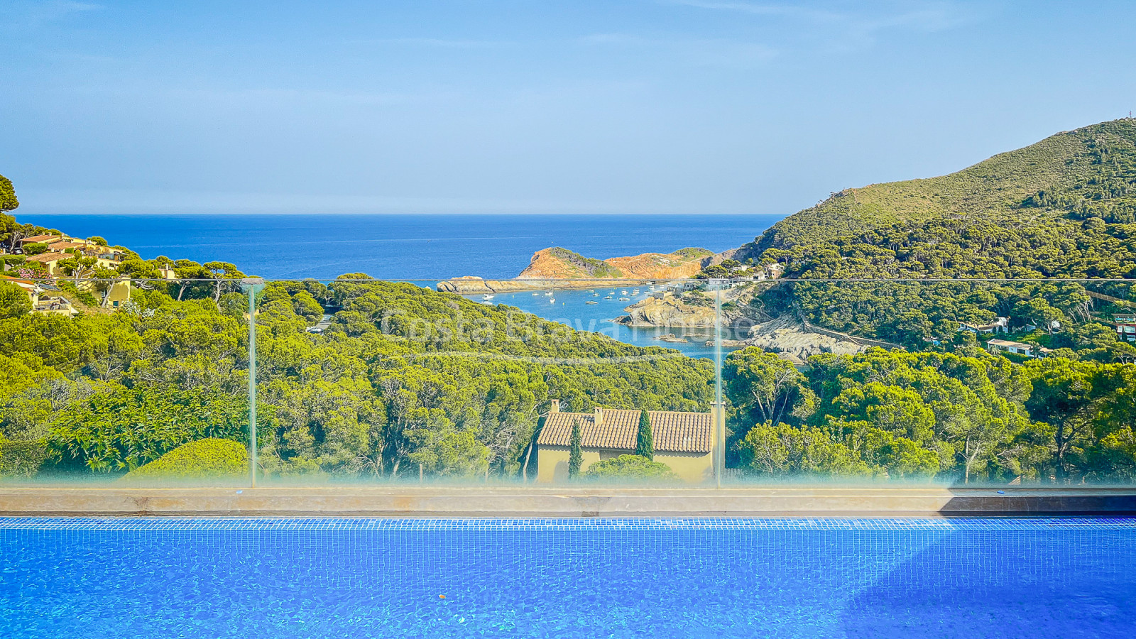 Maison de luxe à Aiguafreda, Begur avec vue sur la mer et piscine