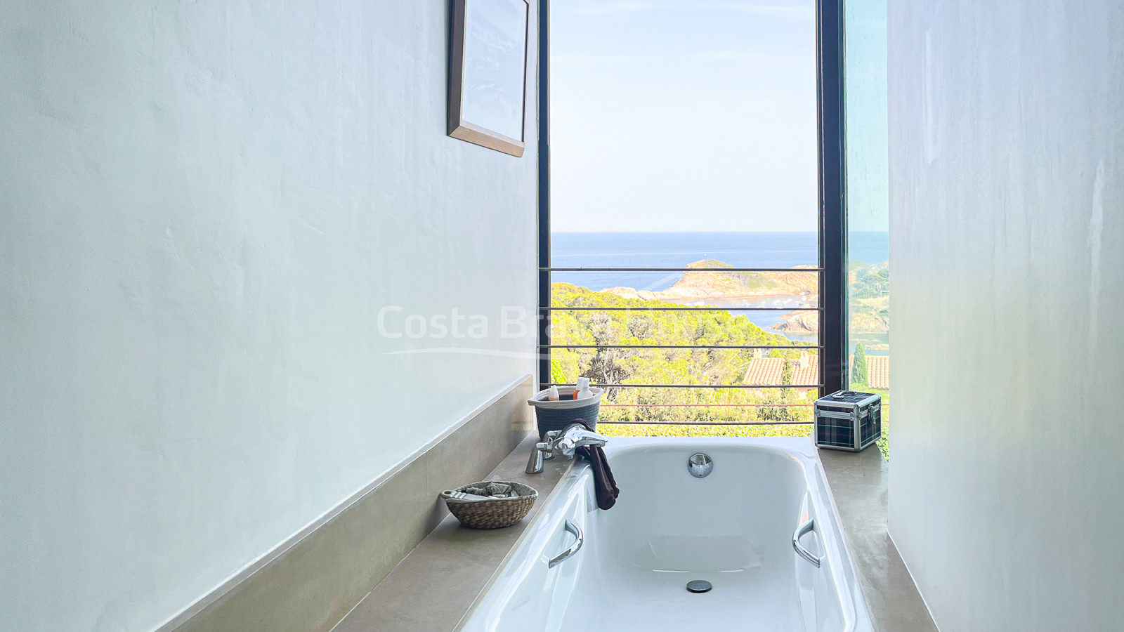 Maison de luxe à Aiguafreda, Begur avec vue sur la mer et piscine