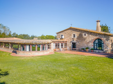 Espectacular masia ampurdanesa amb 2 hectàrees de terreny en una ubicació excepcional entre Begur i Palafrugell