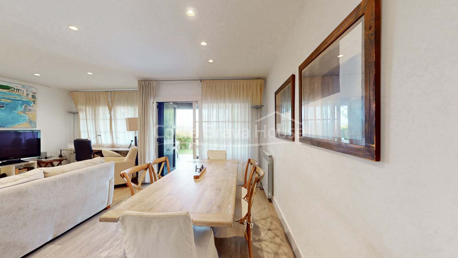 Casa a Llafranc amb vistes al mar i jardí privat