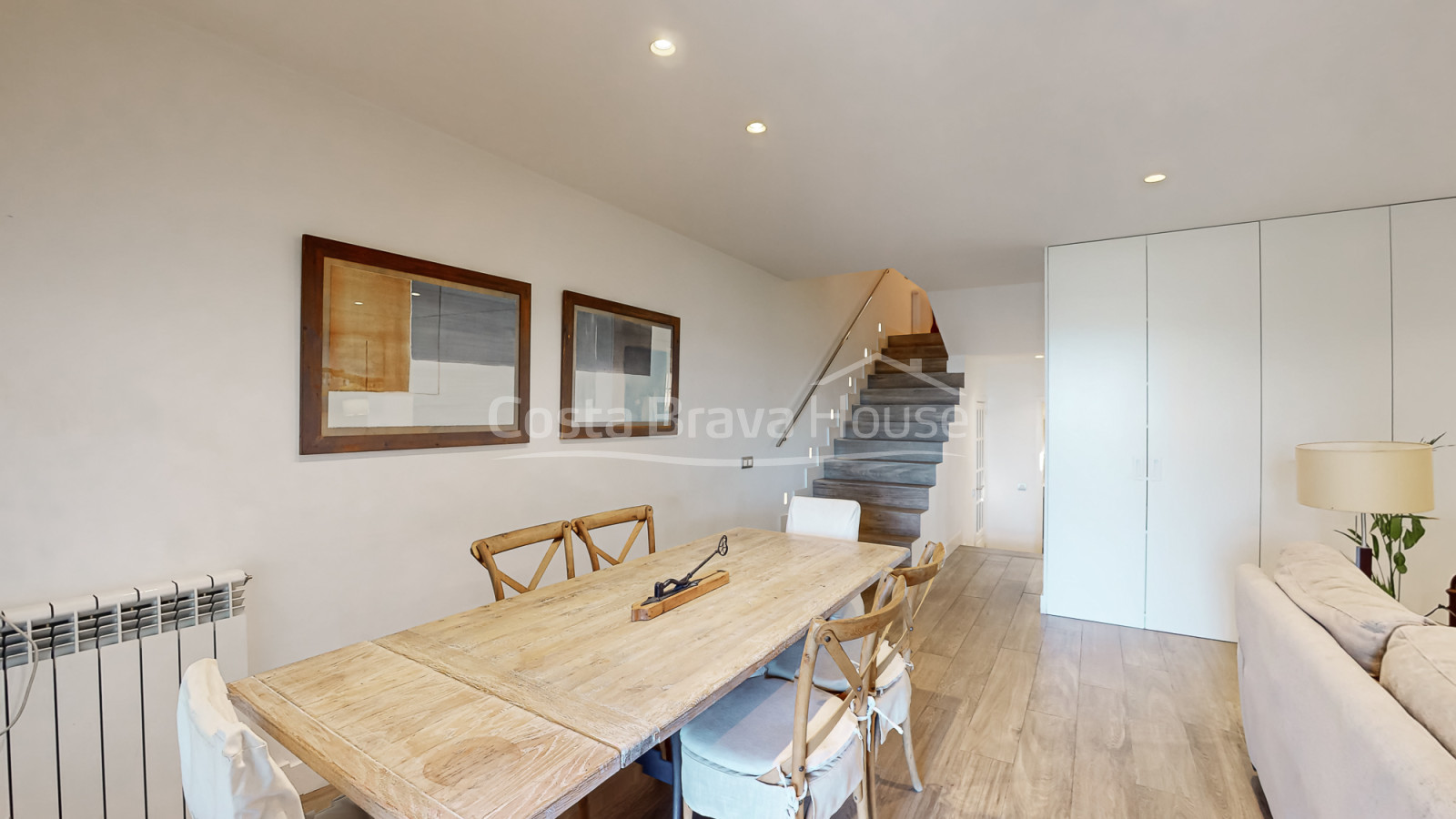 Townhouse in Llafranc with sea views and private garden