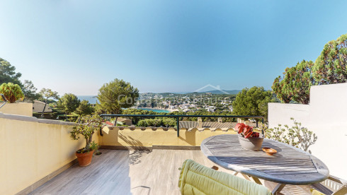 Casa a Llafranc amb vistes al mar i jardí privat