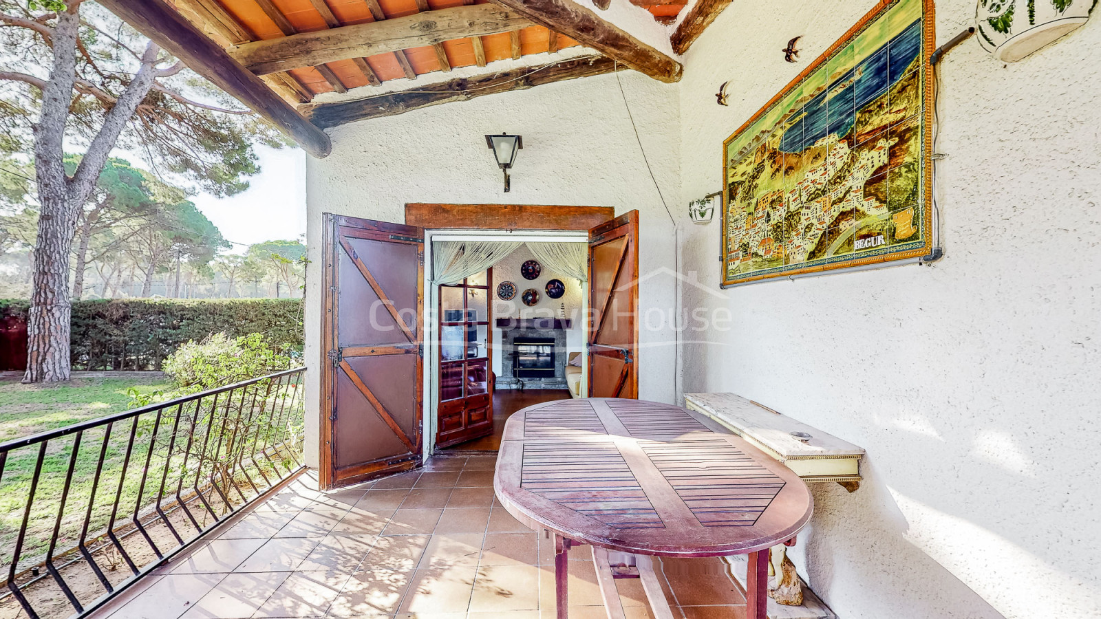 Casa mediterrània amb jardí i piscina a 5 minuts de Begur