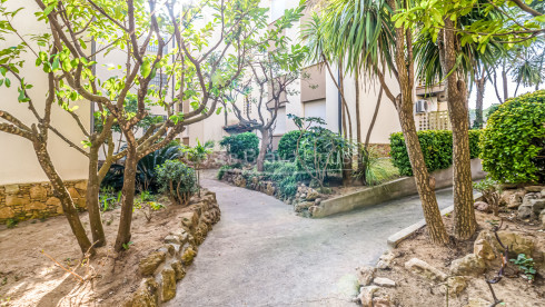 Apartment with terrace and sea view in Calella Palafrugell Costa Brava