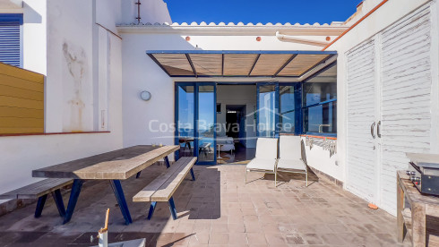 Maison à vendre à Llafranc avec vue sur la mer et accès direct à la plage
