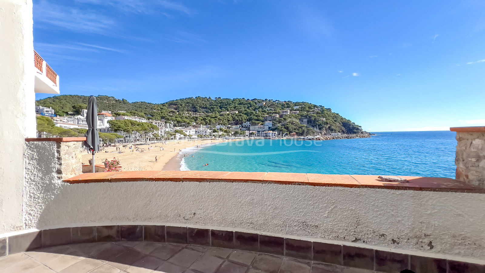 Maison à vendre à Llafranc avec vue sur la mer et accès direct à la plage