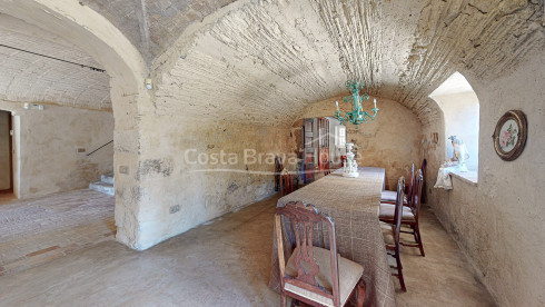 Stately estate in Vilamacolum, Alt Empordà