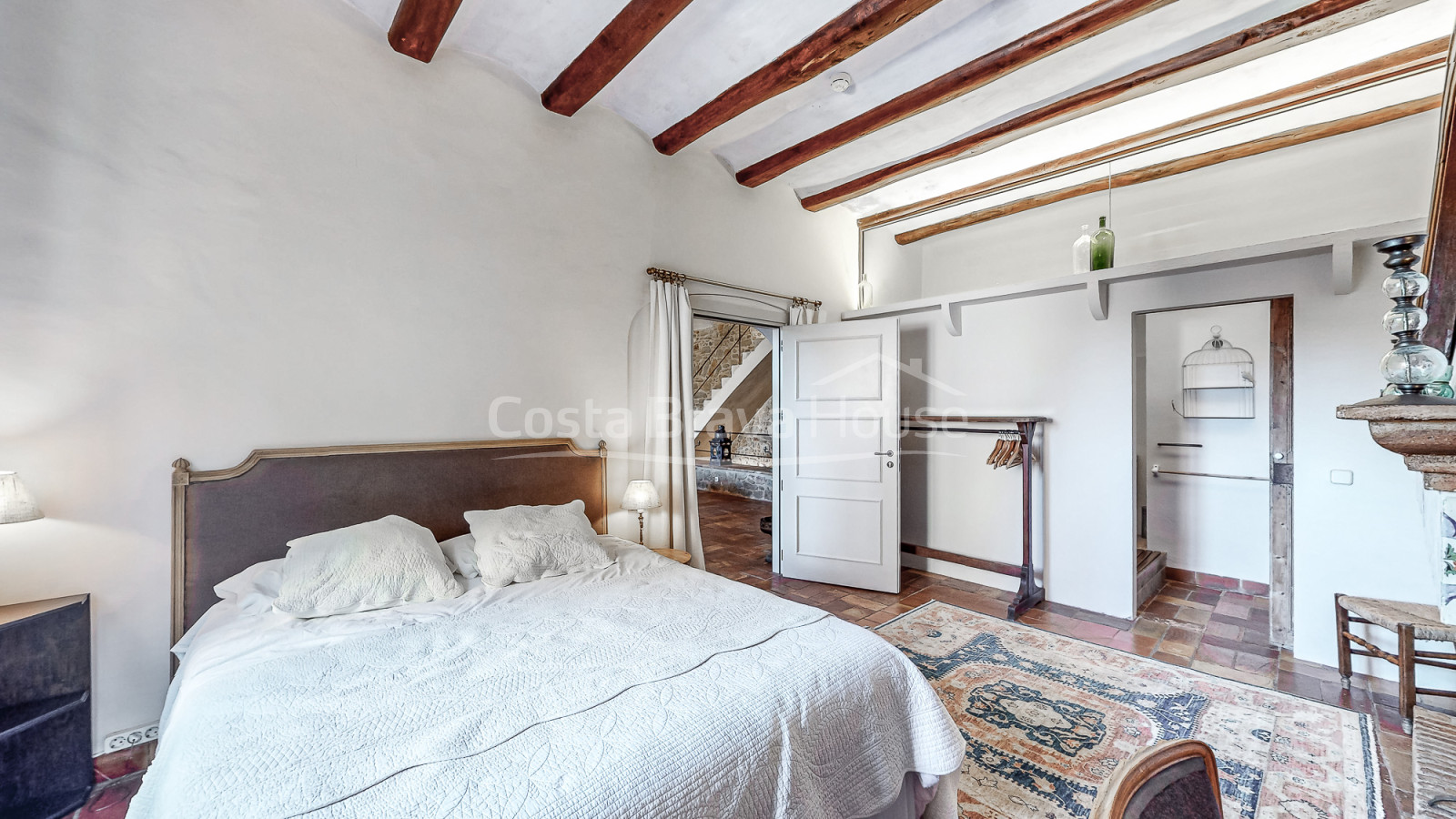 Charmant hotel te koop in Monells, Baix Empordà