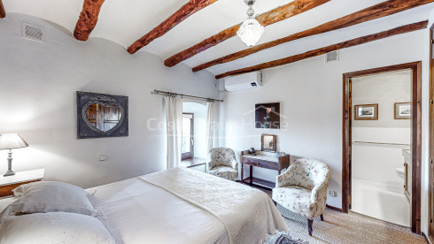 Charming hotel for sale in Monells, Baix Empordà