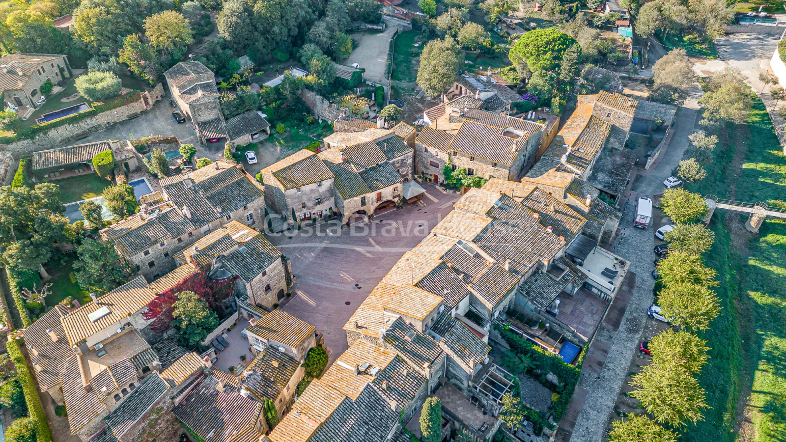Hotel amb encant en venda a Monells, Baix Empordà