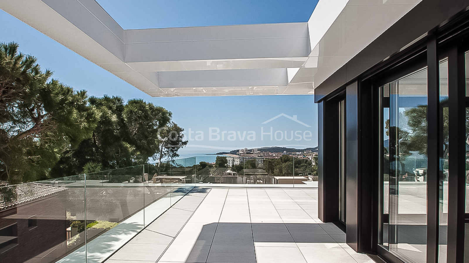 Moderna vila de luxe amb vistes al mar a Platja d'Aro, Costa Brava