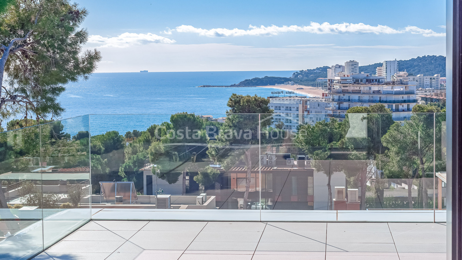 Moderna vila de luxe amb vistes al mar a Platja d'Aro, Costa Brava