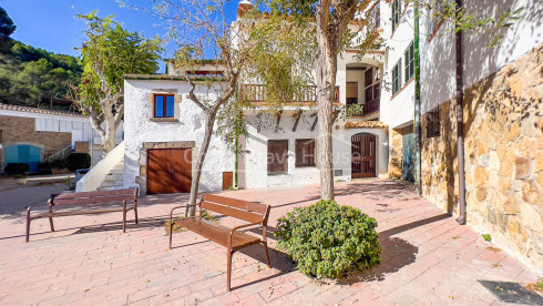 Maison à vendre à Sa Tuna (Begur) à quelques pas de la plage, avec une vue imprenable sur la mer