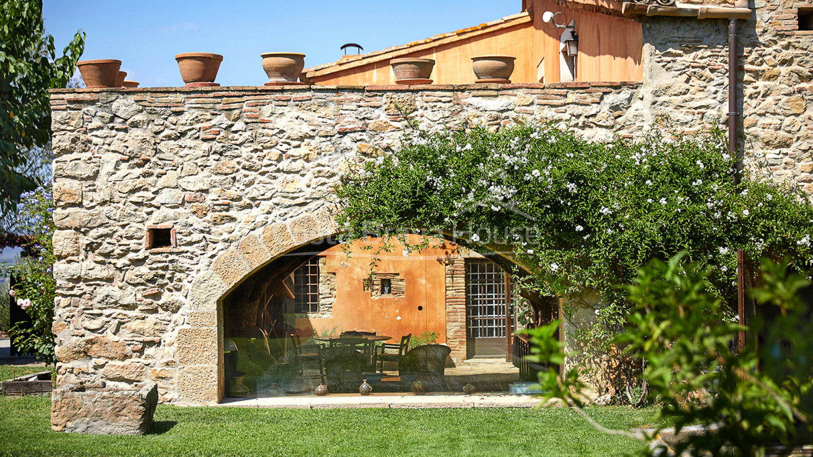 Exclusive catalan country house for sale in Fonteta, Forallac, Baix Emporda