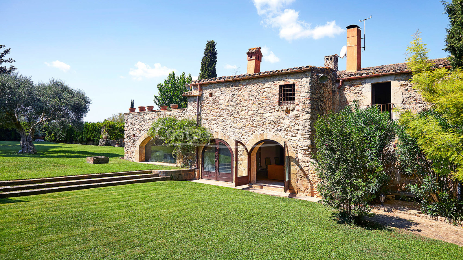 Exclusive catalan country house for sale in Fonteta, Forallac, Baix Emporda