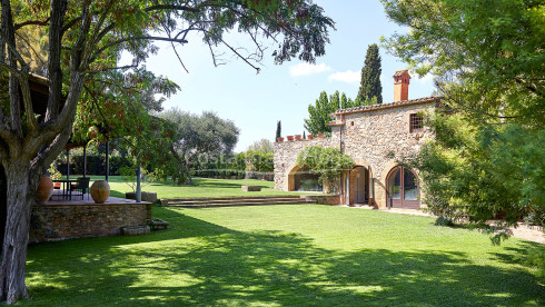 Exclusiva masia en venda a Fonteta, Forallac, Baix Empordà