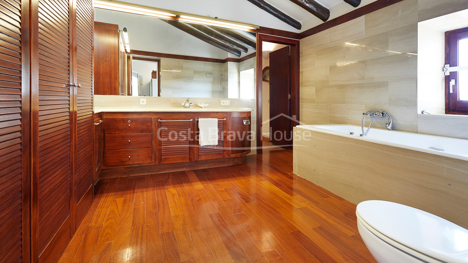 Exclusiva masía en venta en Fonteta, Forallac, Baix Empordà
