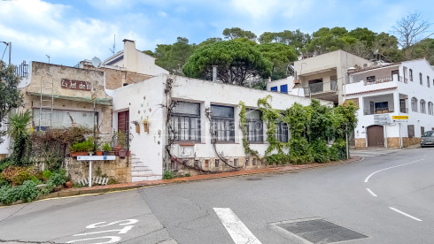 Bâtiment à rénover à Tamariu, Costa Brava