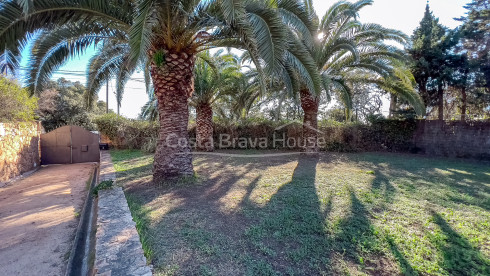 Gerenoveerd landhuis te koop, Mont-ras, Baix Empordà