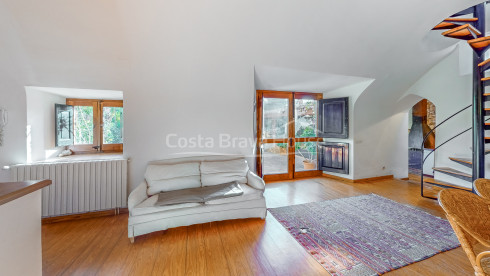 Gerenoveerd landhuis te koop, Mont-ras, Baix Empordà