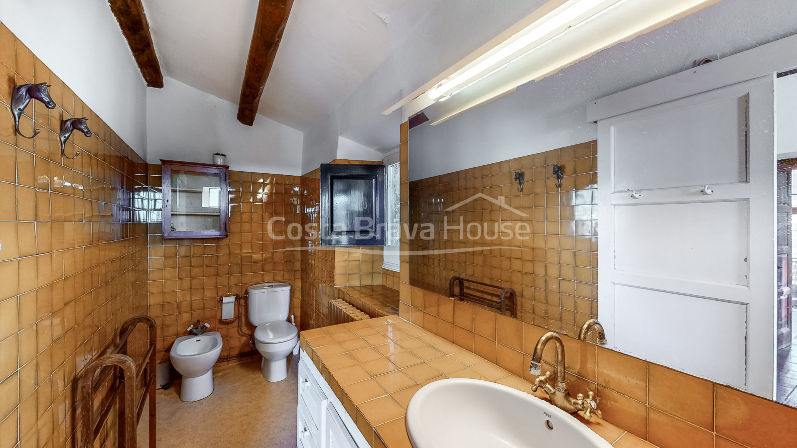 Gerenoveerd landhuis te koop, Mont-ras, Baix Empordà