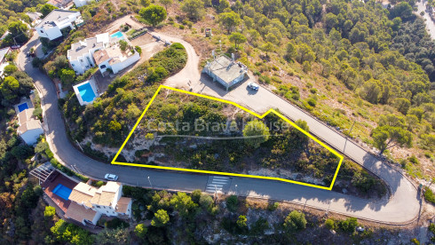 Plot with sea views in Begur Sa Tuna La Borna