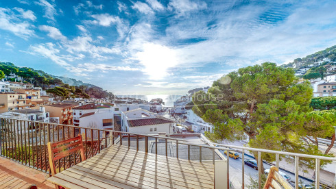Exclusief appartement te koop in Tamariu, Costa Brava