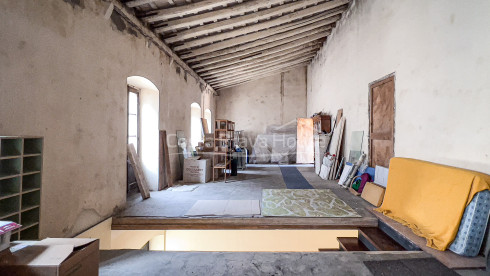 Maison historique rénovée à vendre à Torroella de Montgrí