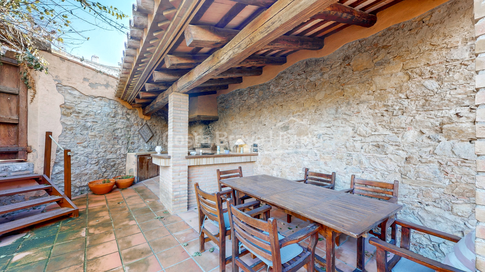 Casa Rústica Reformada en Venta en Begur, Costa Brava