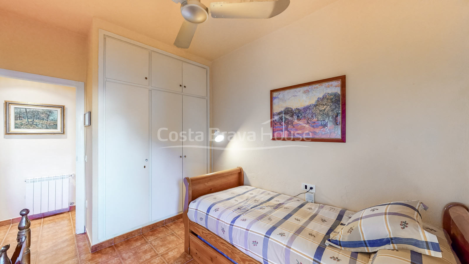 Casa Rústica Reformada en Venta en Begur, Costa Brava