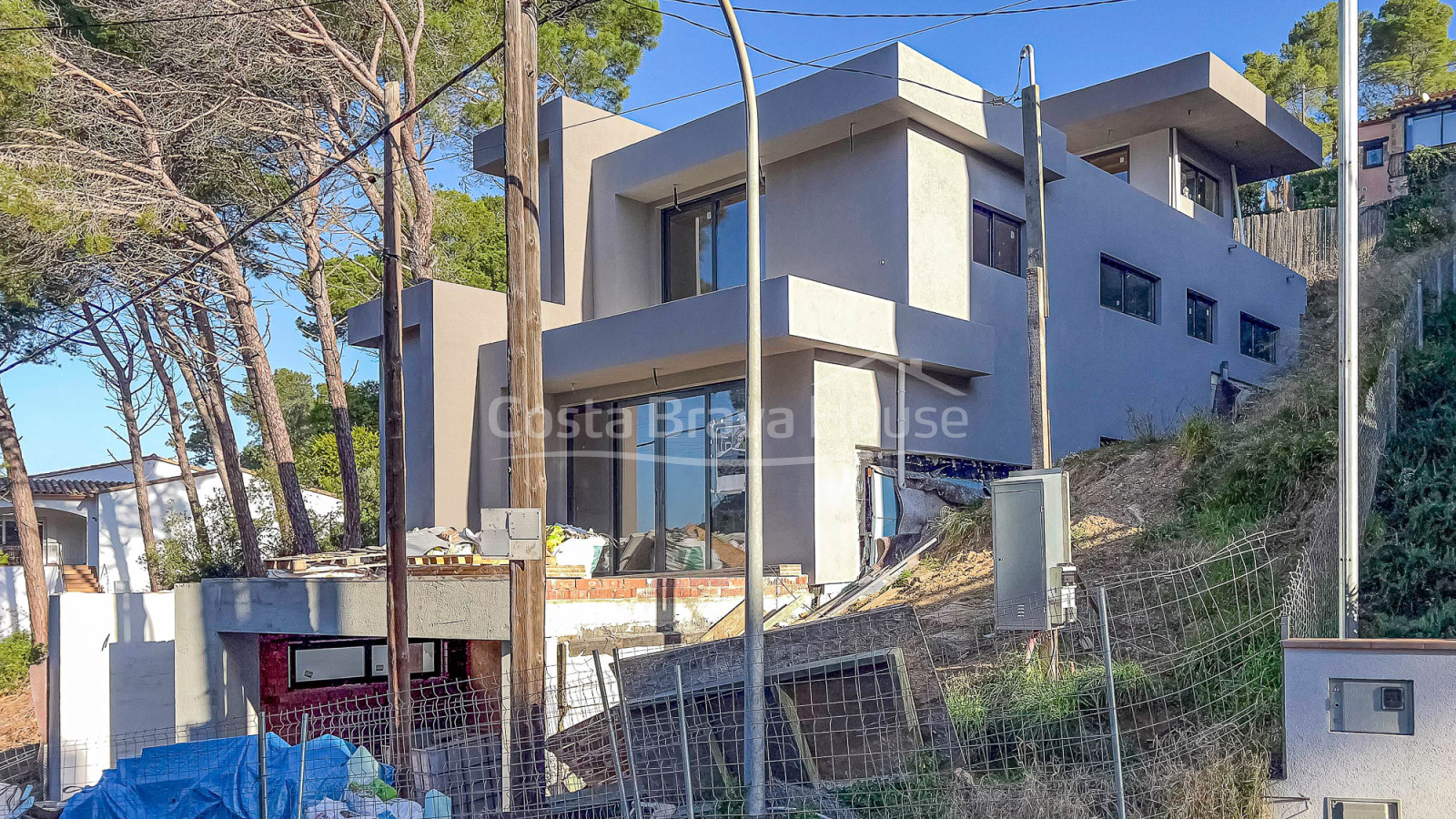 Casa elegant en construcció a Begur, Costa Brava
