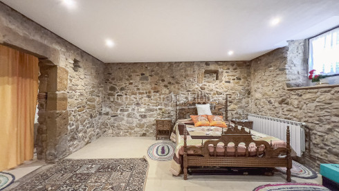 Casa de pedra en venda a Vulpellac, Baix Empordà
