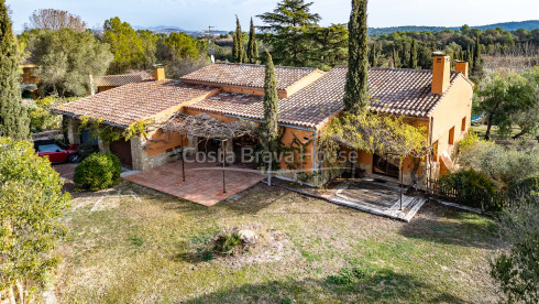 Finca Rústica de Luxe a Cruilles, Baix Empordà