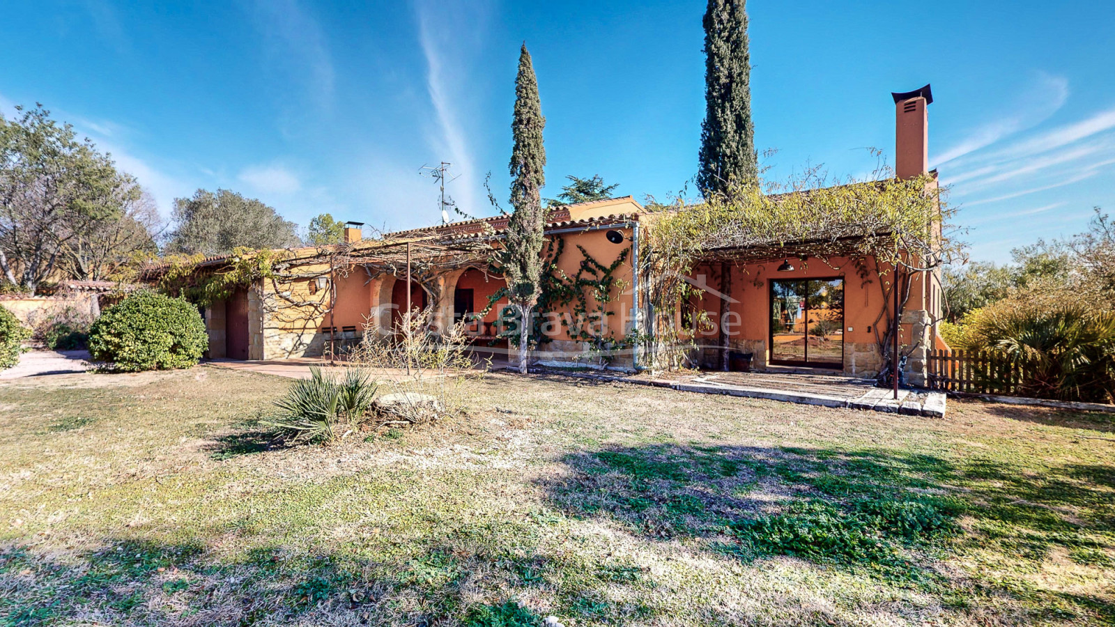 Finca Rústica de Lujo en Cruilles, Baix Empordà