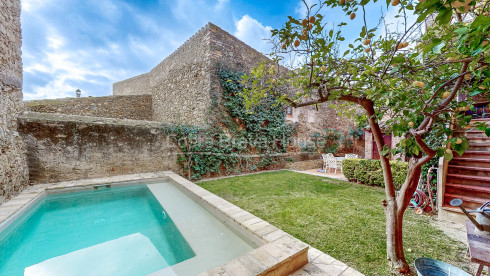 Casa Renovada de Luxe Gualta Baix Empordà