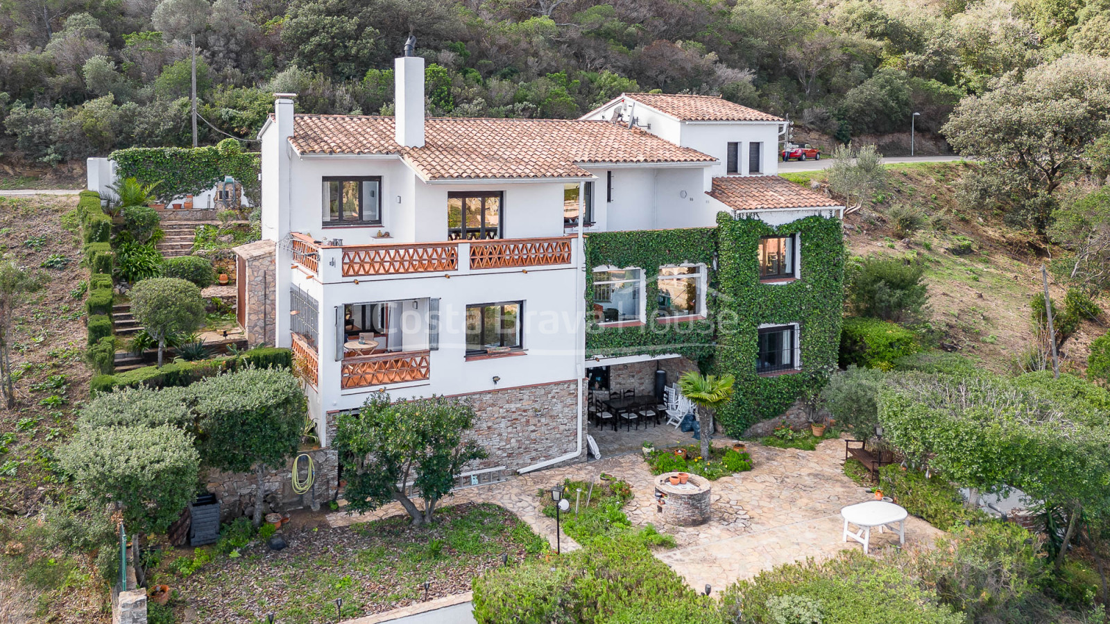 Casa en Sa Riera, Begur | Vistas al Mar y Piscina