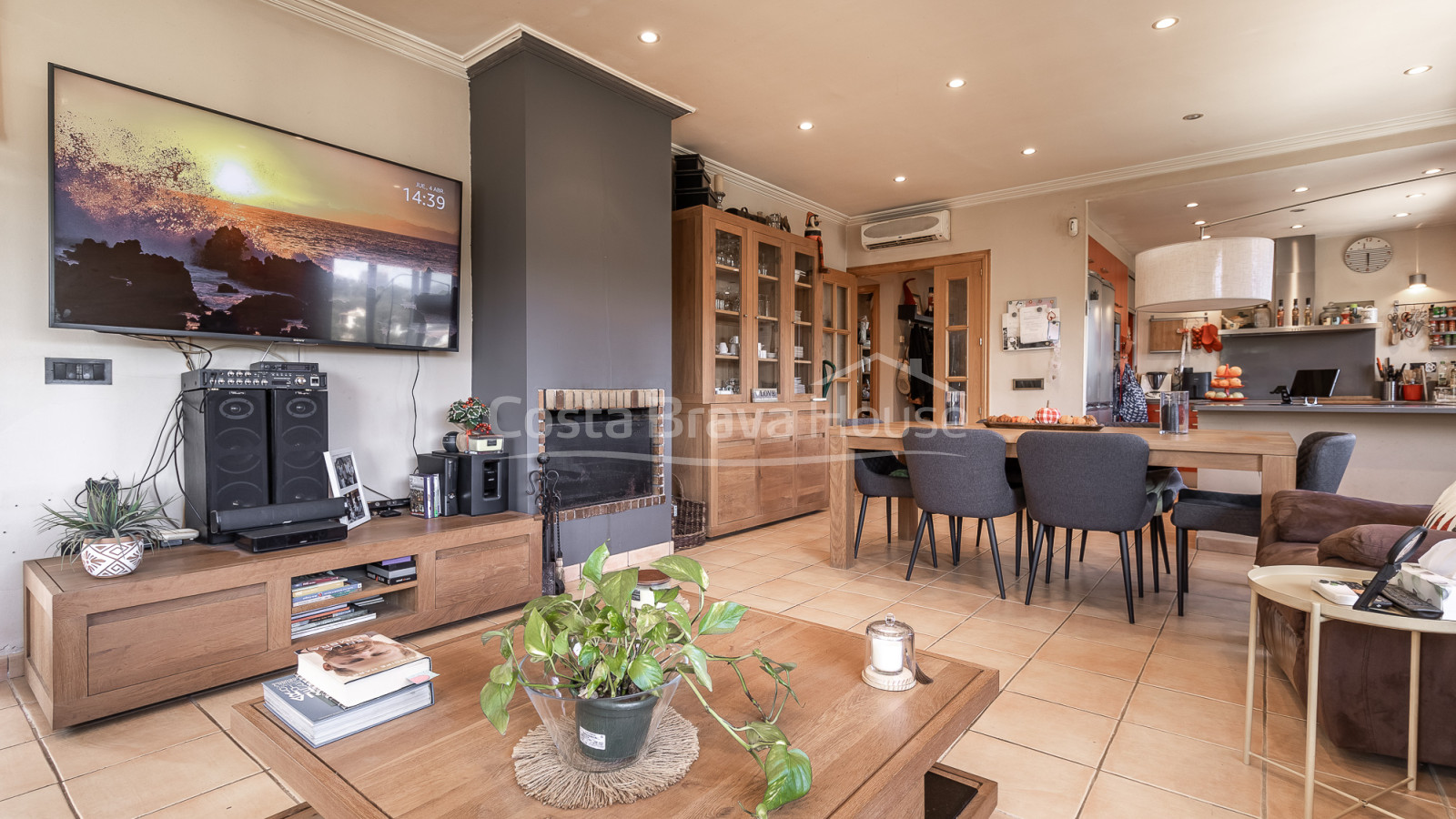 Exclusieve villa in Begur met zwembad en twee woningen