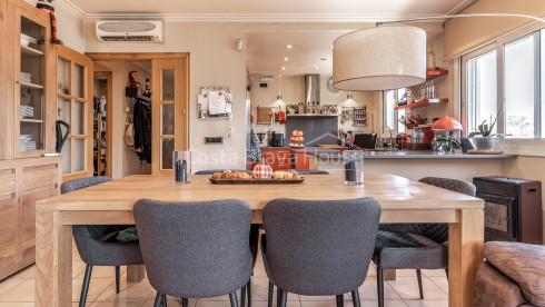 Exclusieve villa in Begur met zwembad en twee woningen