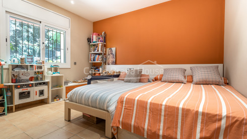 Exclusieve villa in Begur met zwembad en twee woningen
