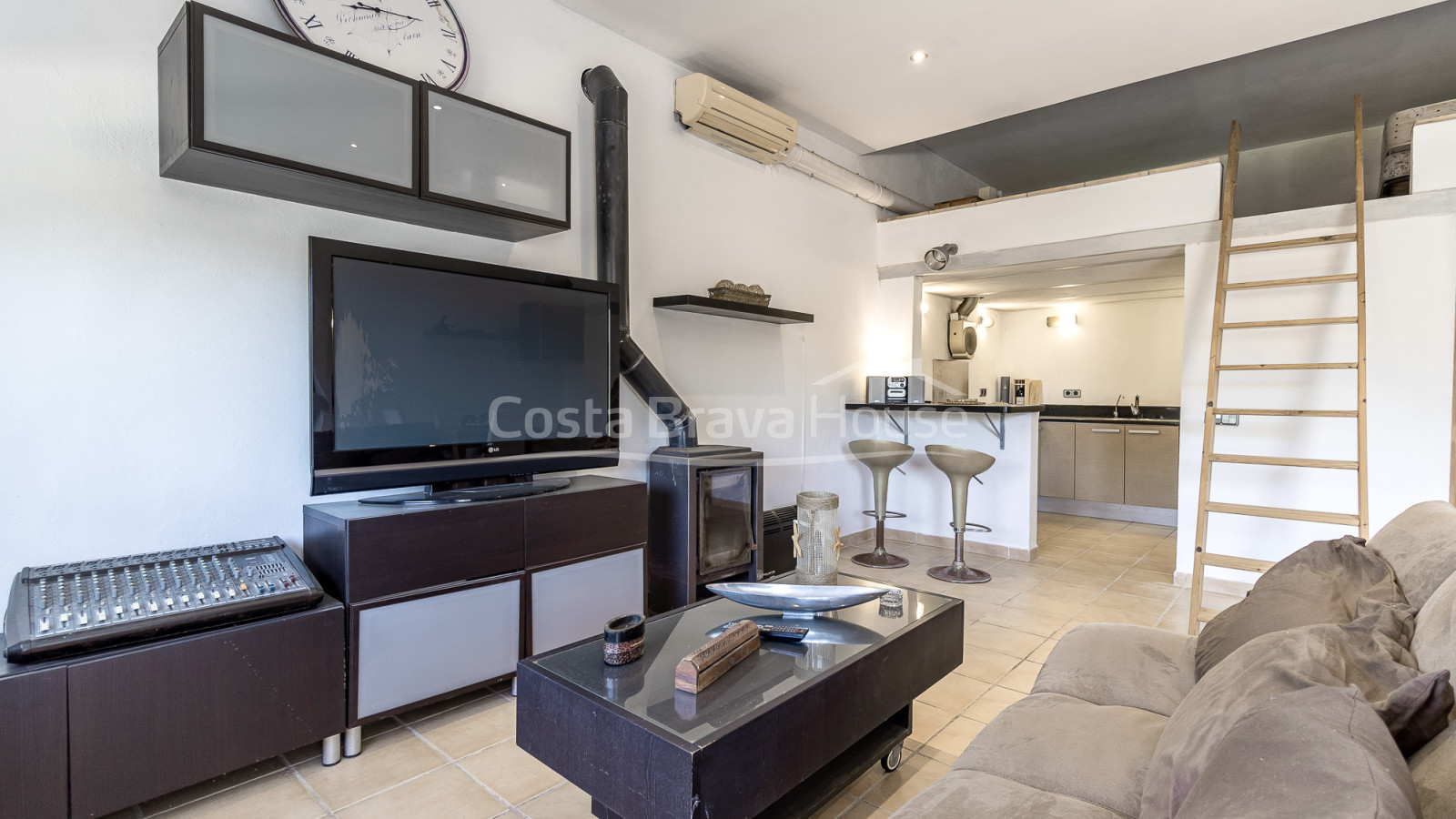 Exclusieve villa in Begur met zwembad en twee woningen