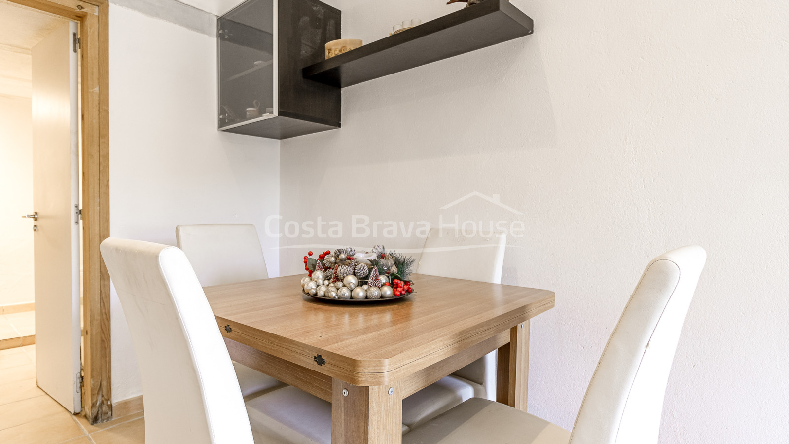 Exclusieve villa in Begur met zwembad en twee woningen