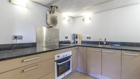 Exclusieve villa in Begur met zwembad en twee woningen