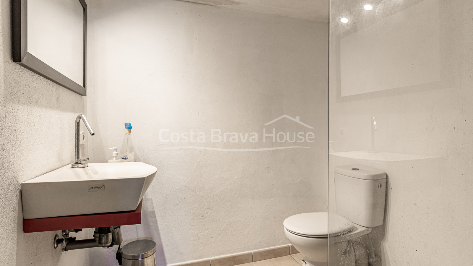 Exclusieve villa in Begur met zwembad en twee woningen