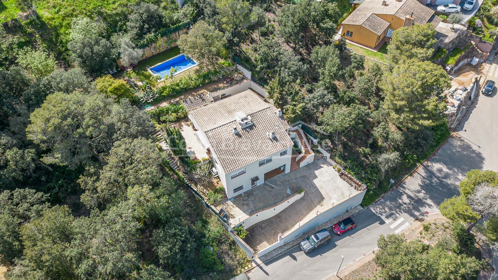 Exclusieve villa in Begur met zwembad en twee woningen