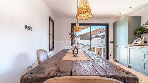 Chalet de Lujo en Vall llobrega en Venta