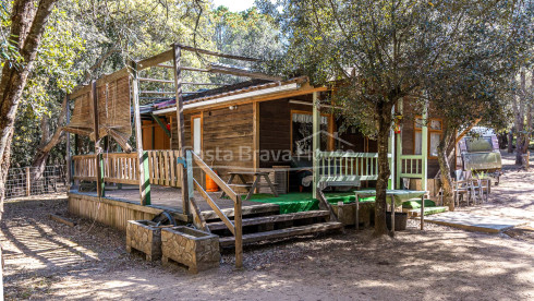 Landgoed te koop tussen Esclanyà en Begur met een landhuis (masia) in aanbouw