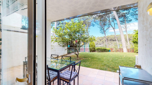 Maison mitoyenne en vente à Tamariu, près de la plage