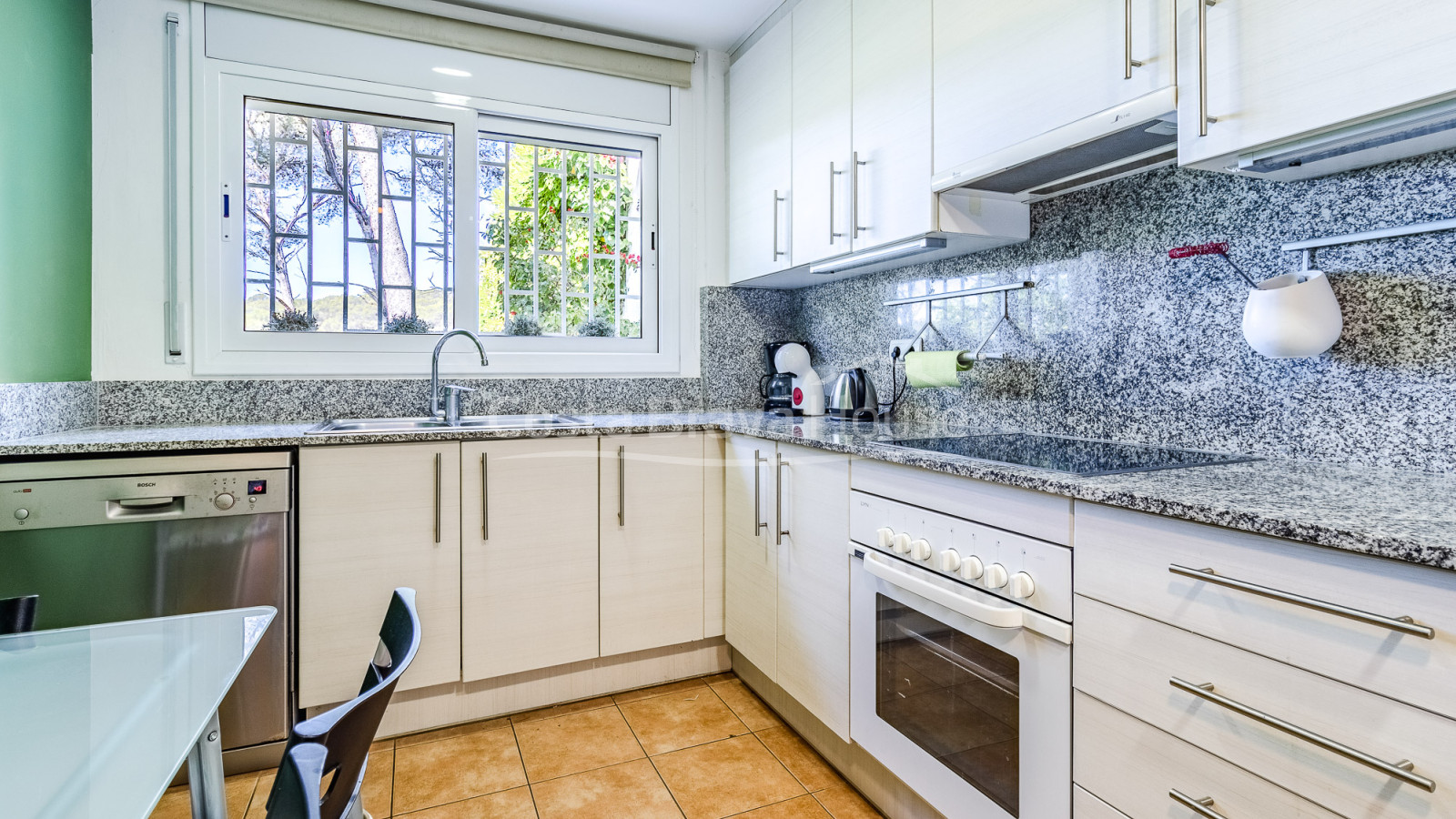 Maison mitoyenne en vente à Tamariu, près de la plage