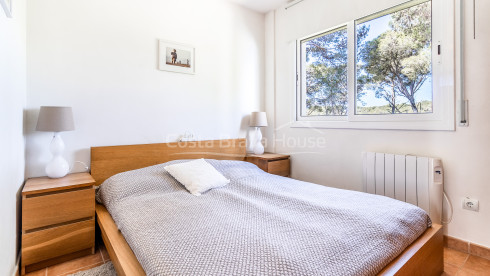 Maison mitoyenne en vente à Tamariu, près de la plage